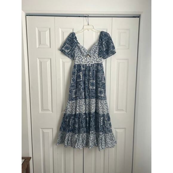 Abercrombie & Fitch Twistfront Tiered Maxi Dress - M Petite - Blue Pattern - Picture 2 of 3